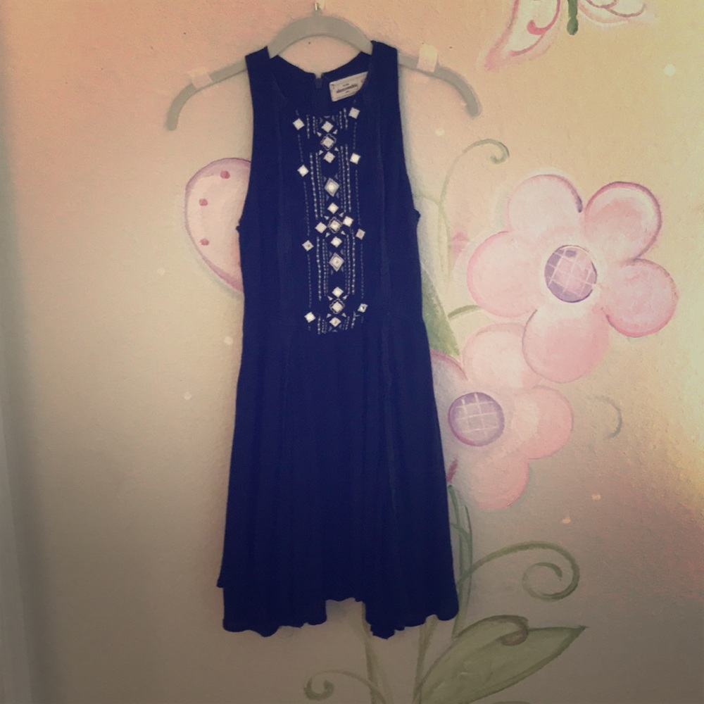 A blue diamond kids dress